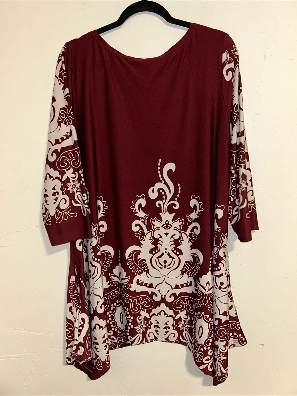 White Mark 2 XL Yanette Polyester Spandex tunic Damask Paisley Style Print